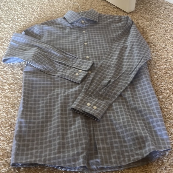 Boss button down - Picture 3 of 5